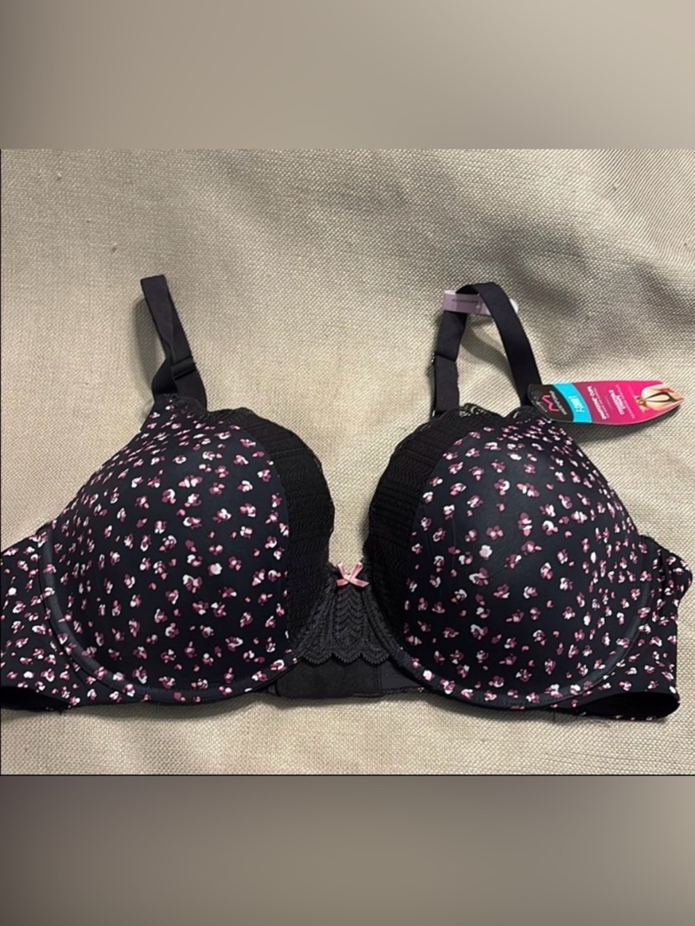 Maidenform Plus Full Coverage Lace Trim Bra